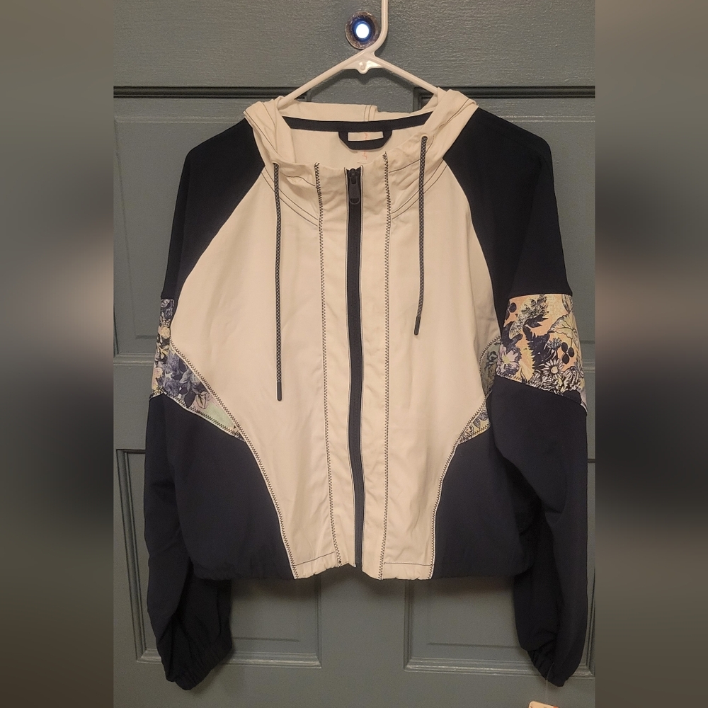 NWT Free People Apex Set Size Small